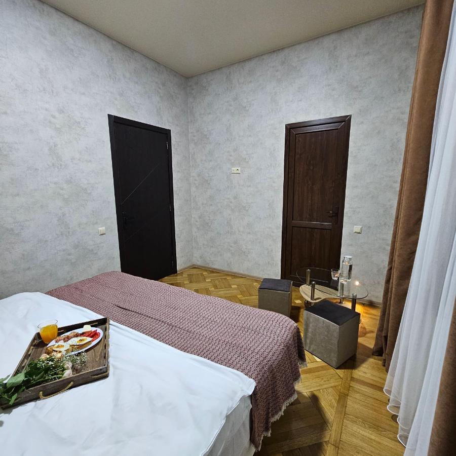 Hotel Memory Basket à Koutaïssi Extérieur photo